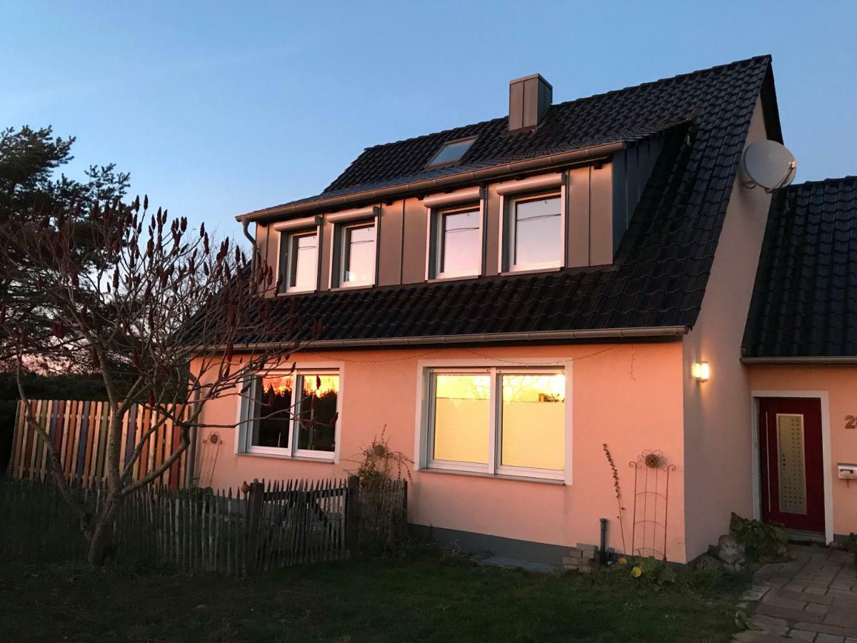 Kleine Auszeit Mit Aussicht Velbert Toenisheide Lägenhet Exteriör bild